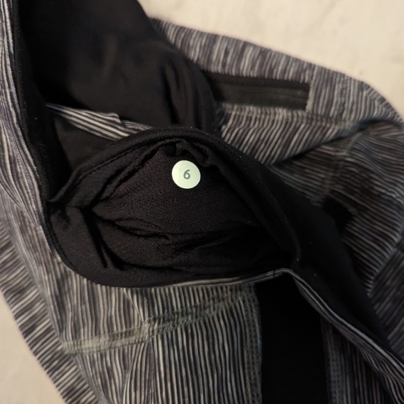 Lululemon bunch, crop 21. - Picture 10 of 10